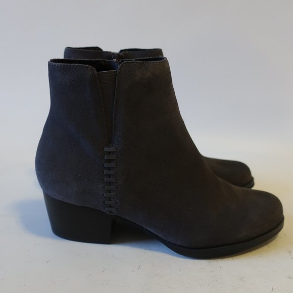 NWOB VANELI BEATY GREY SUEDE ZIP-UP BOOTIE 7.5 * - Picture 7 of 10